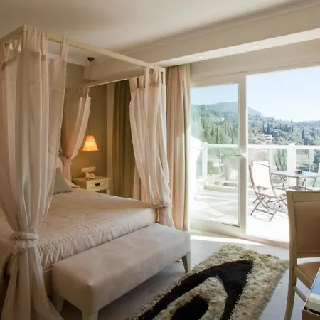 فندق Odysseus 3*