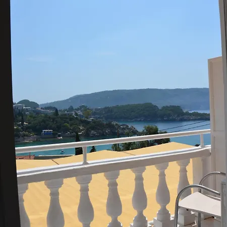 Odysseus Hotel