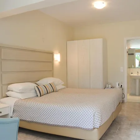 Odysseus Hotel 3*