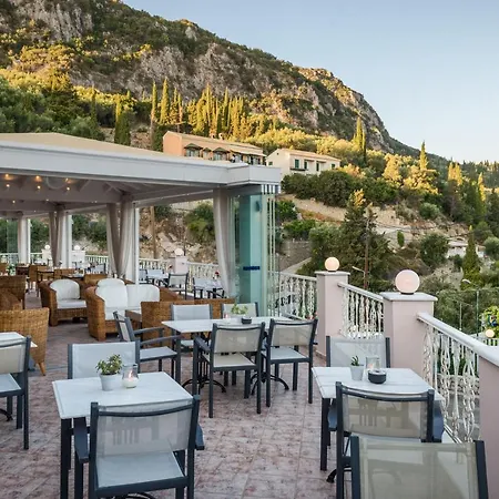 オデュッセウス ホテル パレオカストリッツア